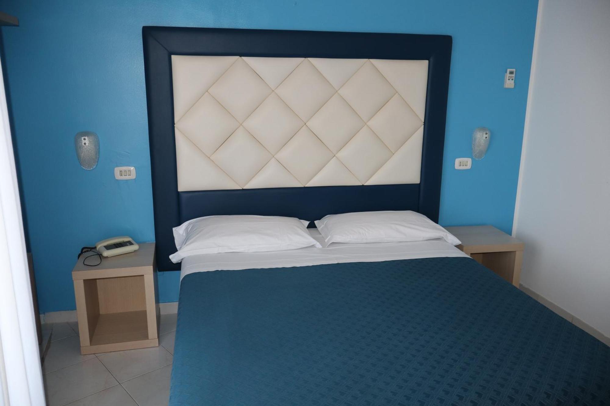 Hotel Albatros Roseto Degli Abruzzi Ngoại thất bức ảnh