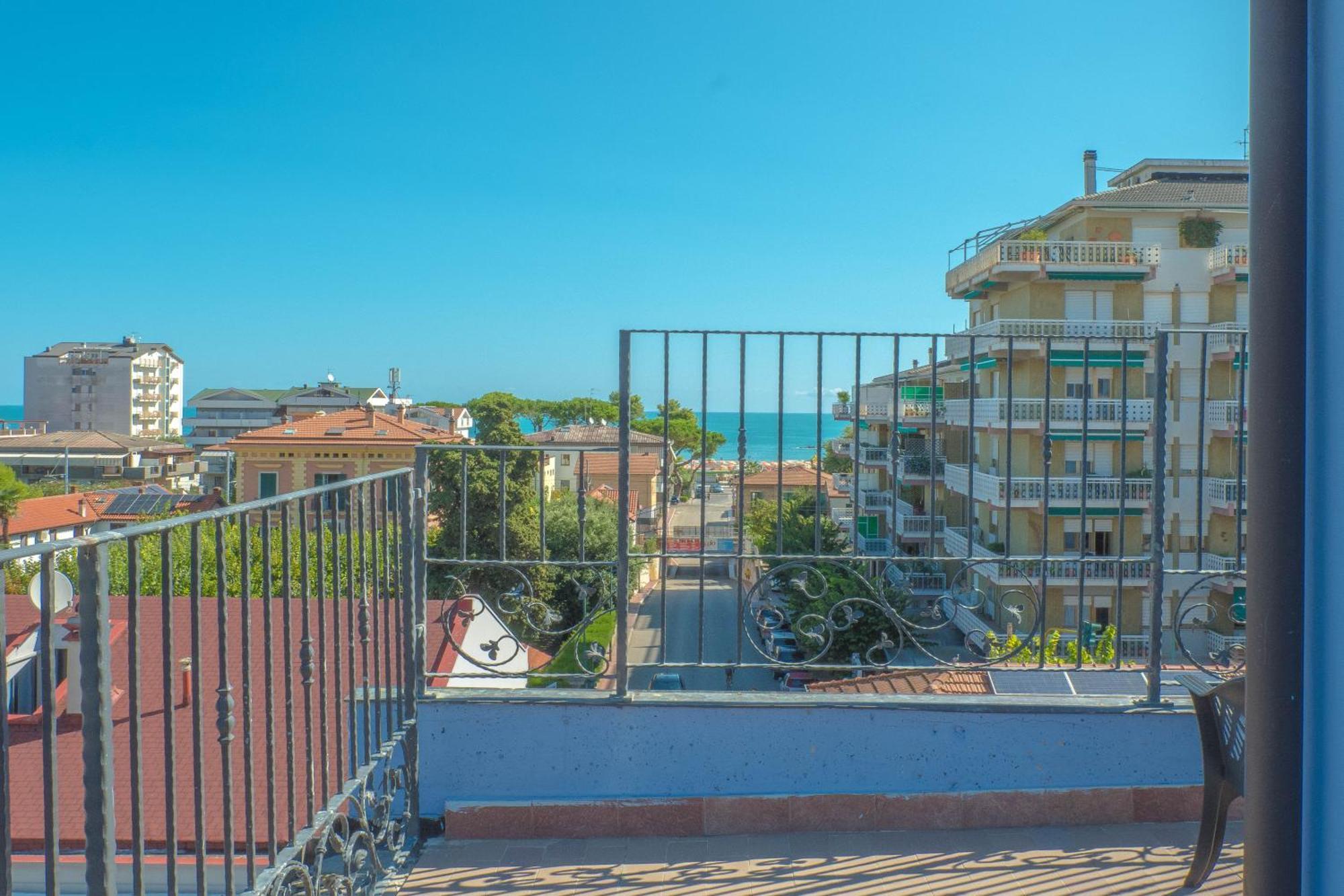 Hotel Albatros Roseto Degli Abruzzi Ngoại thất bức ảnh