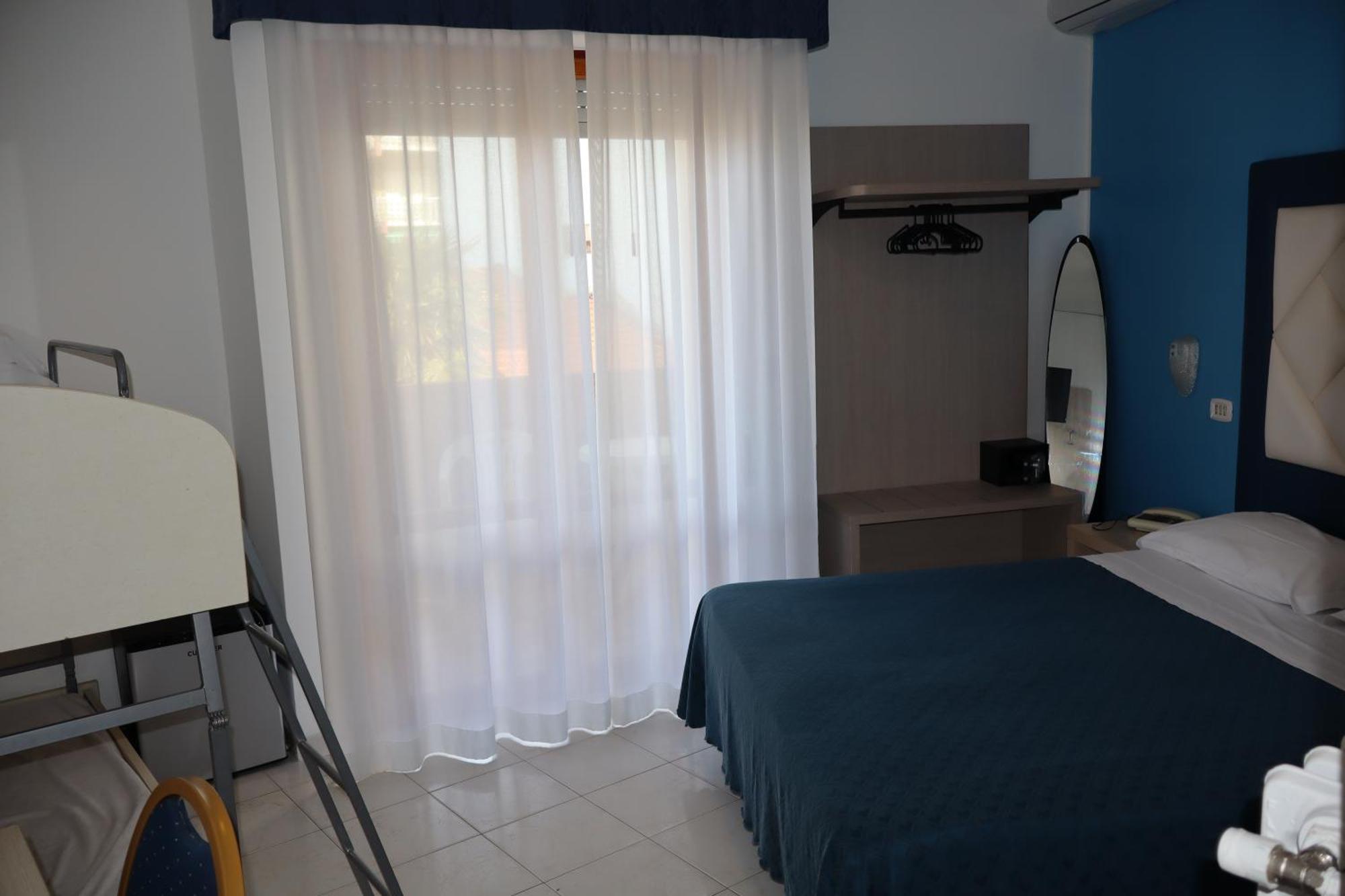 Hotel Albatros Roseto Degli Abruzzi Ngoại thất bức ảnh