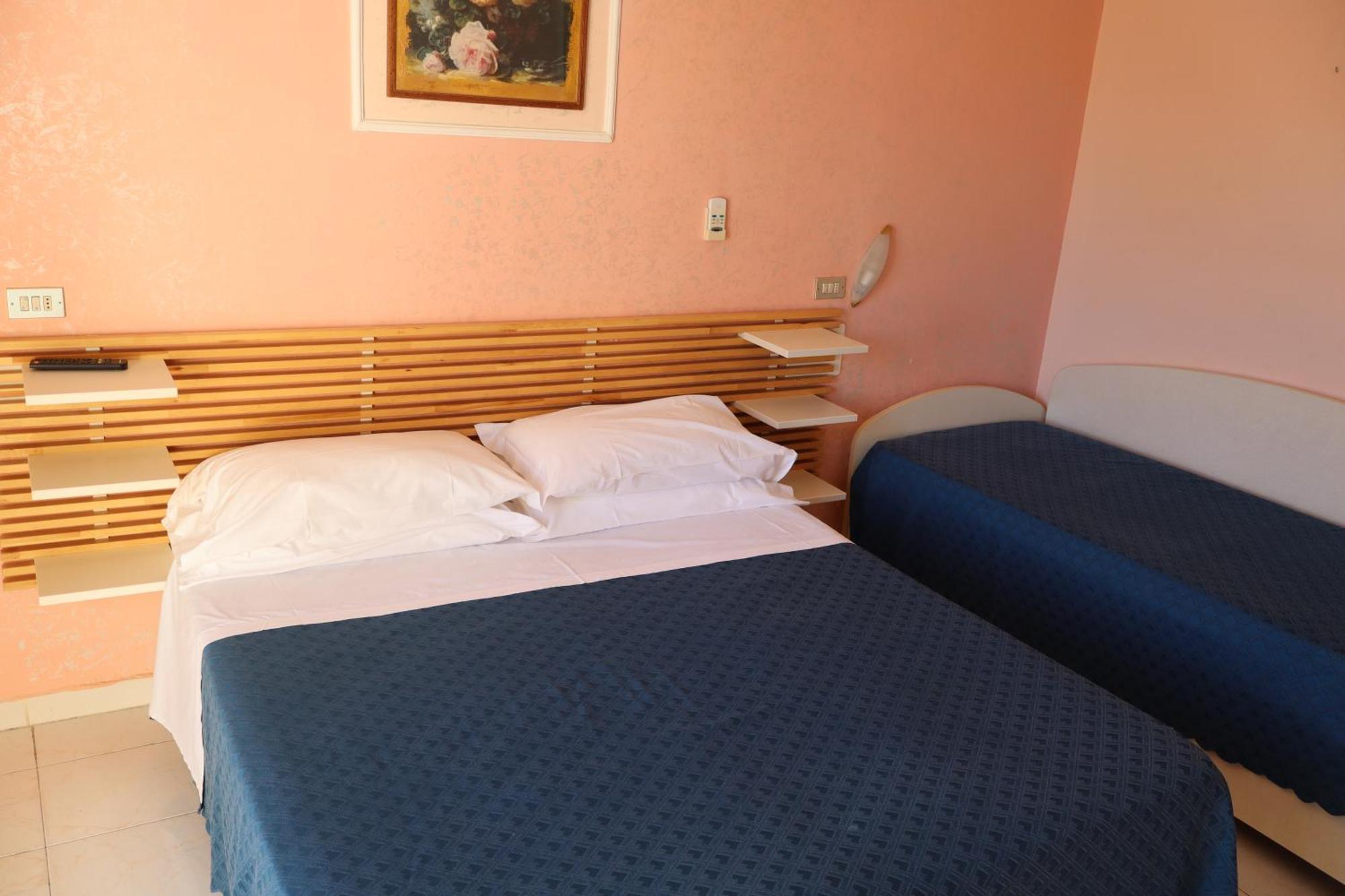 Hotel Albatros Roseto Degli Abruzzi Ngoại thất bức ảnh